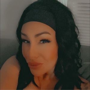 Meet your Posher, Krystal